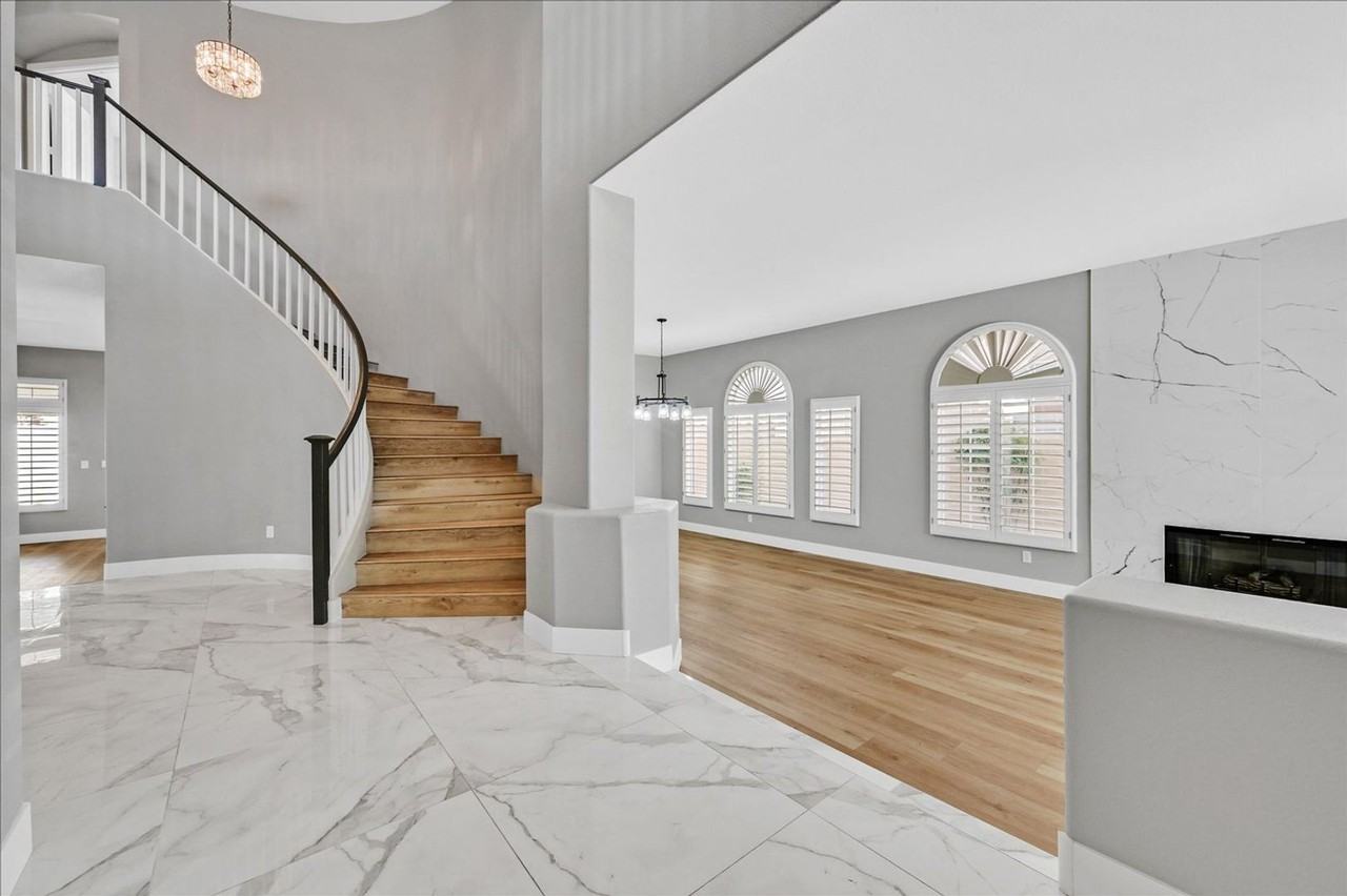 8864 La Manga Avenue - Photo 3 of 26