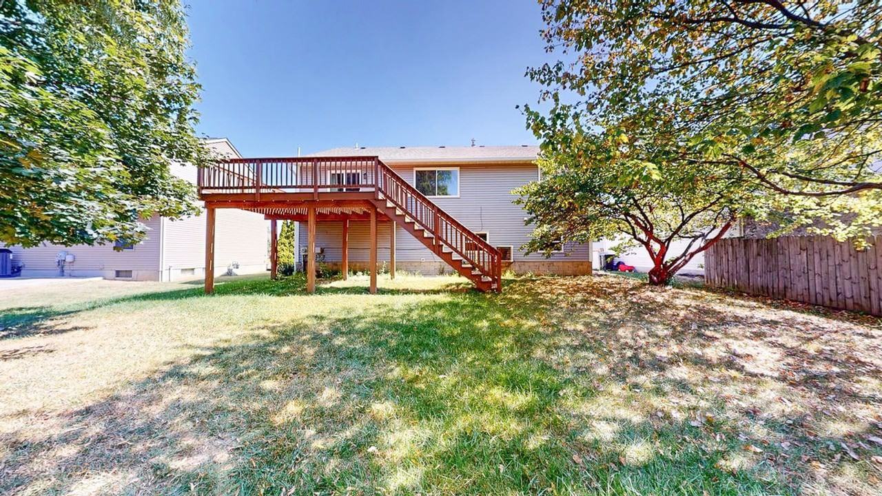 5709 Nike Dr - Photo 2 of 31