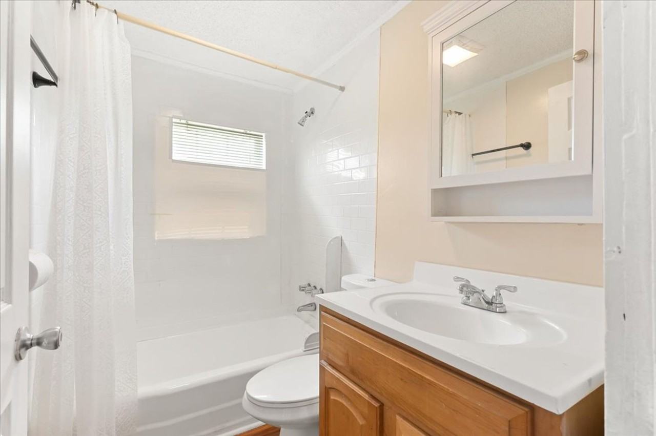 1514 1/2 Augusta Ave - Photo 6 of 33