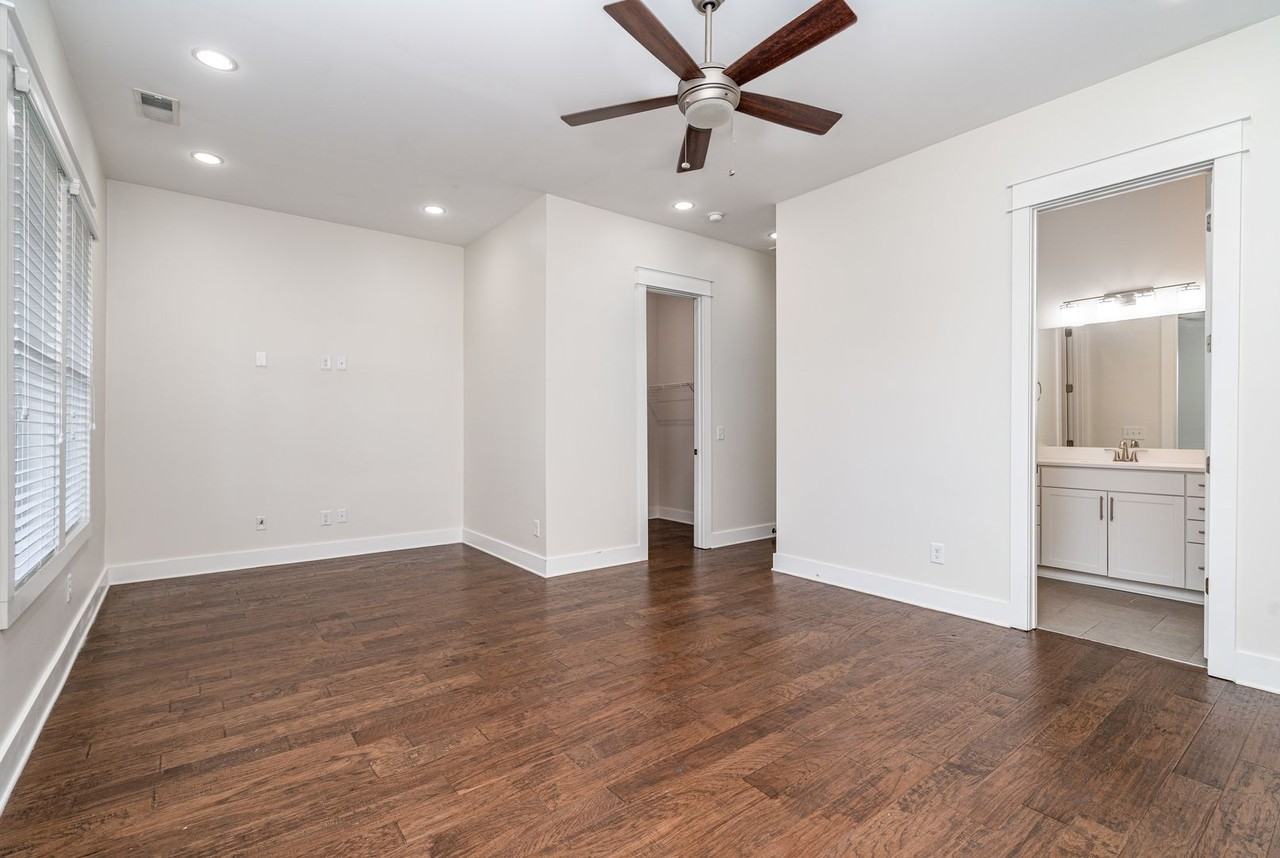 102 Misty Way - Photo 7 of 15