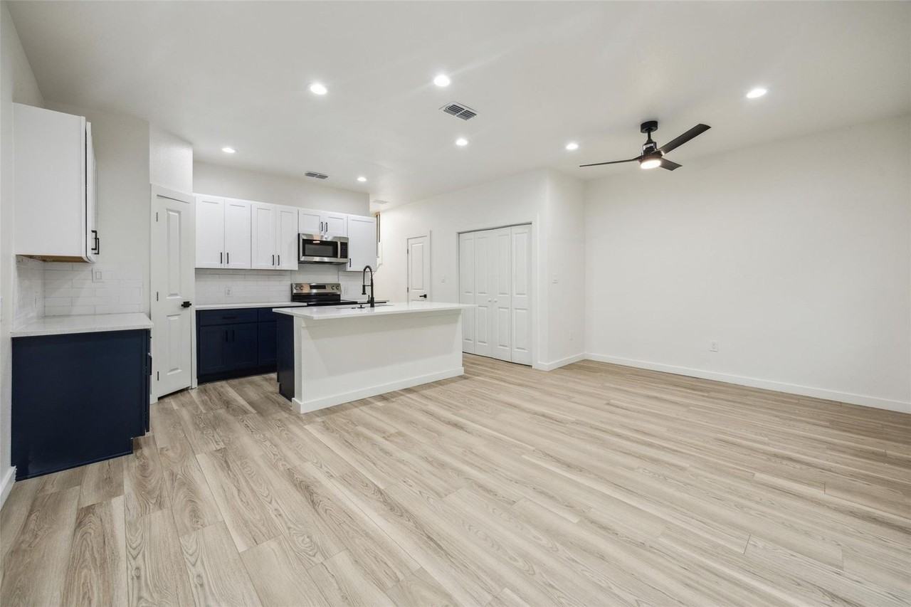 5210 Calloway St - Photo 4 of 16