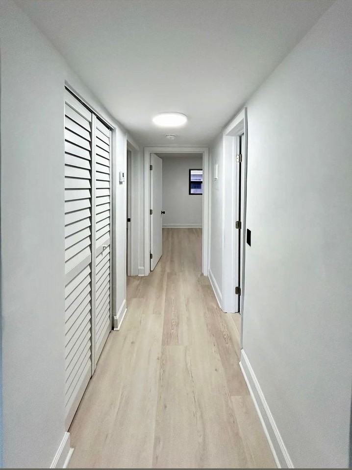 Three Kings on 135th - Photo 3 of 9