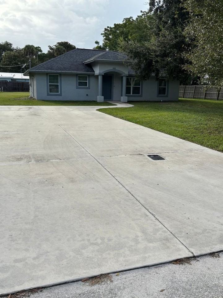 508 Se 11th Ave - Photo 2 of 18