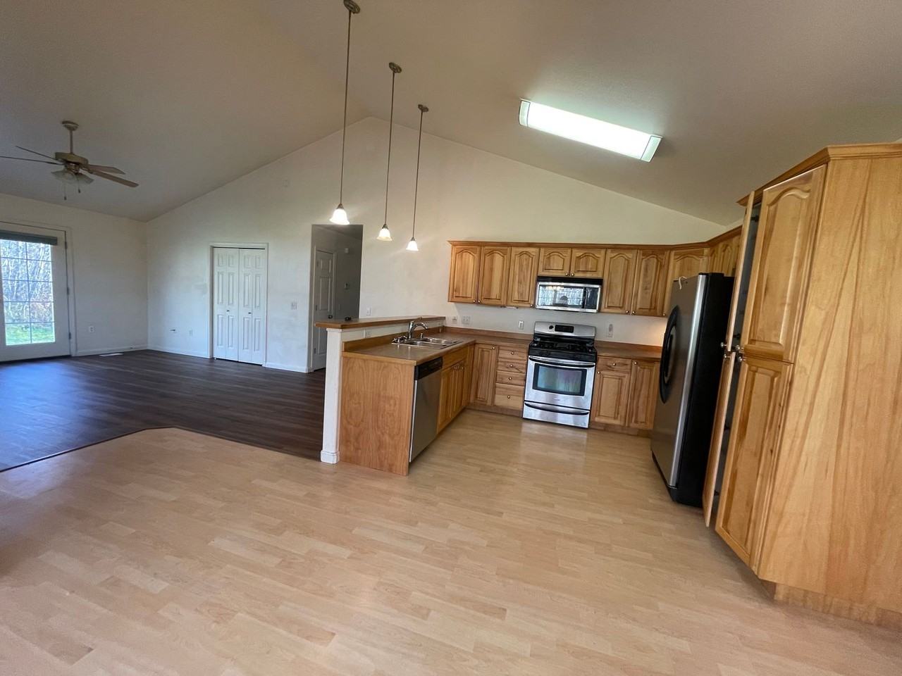 6755 N Saint Herman St - Photo 6 of 22
