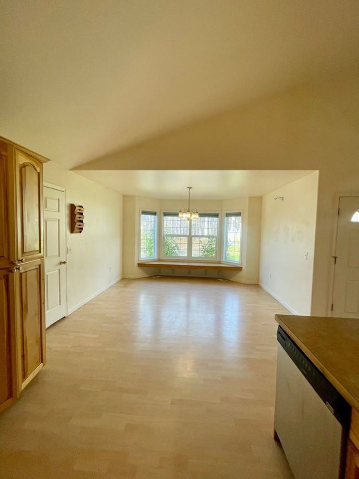 6755 N Saint Herman St - Photo 7 of 22