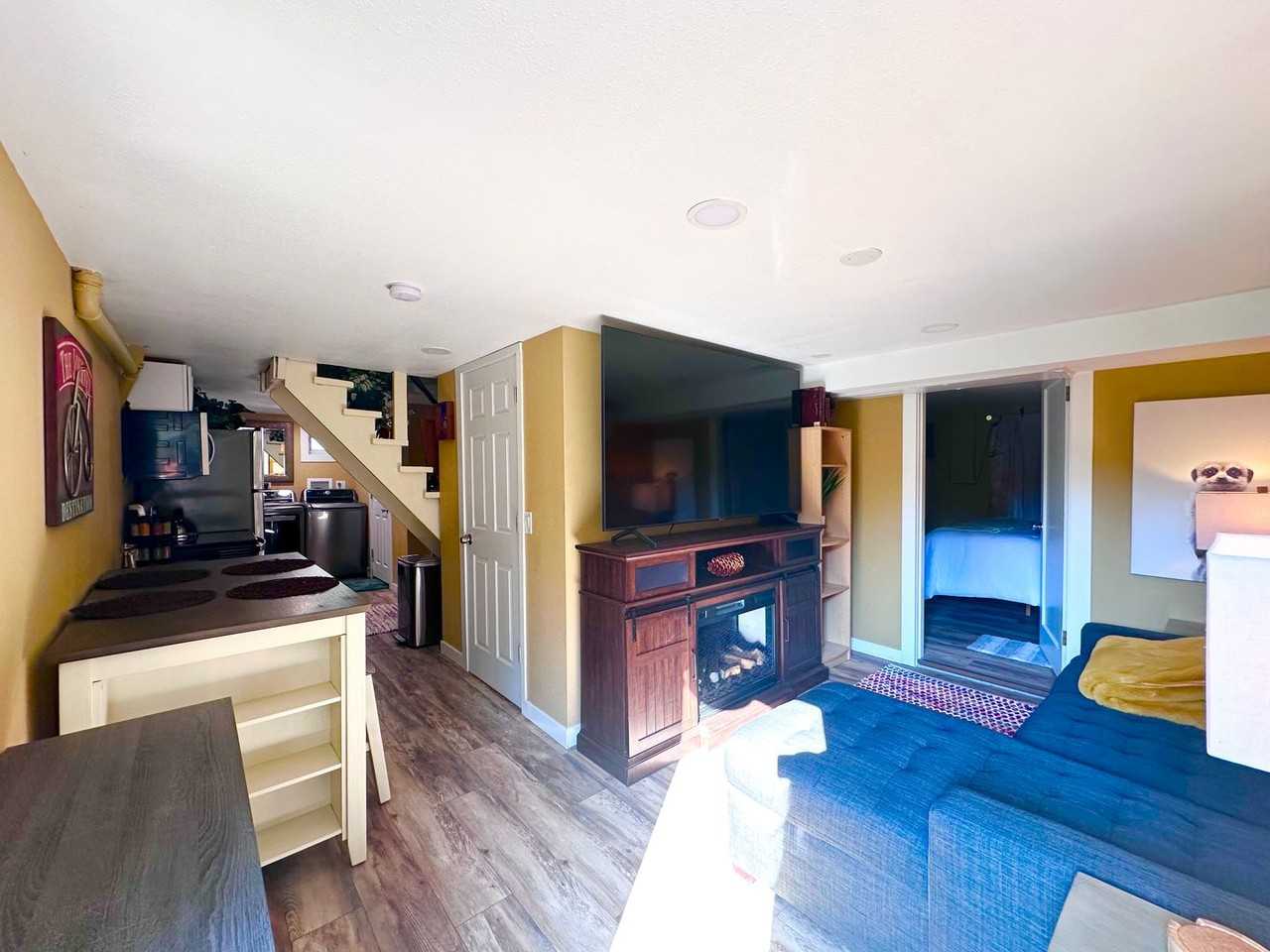 8715 Se 30th Ave - Photo 5 of 17