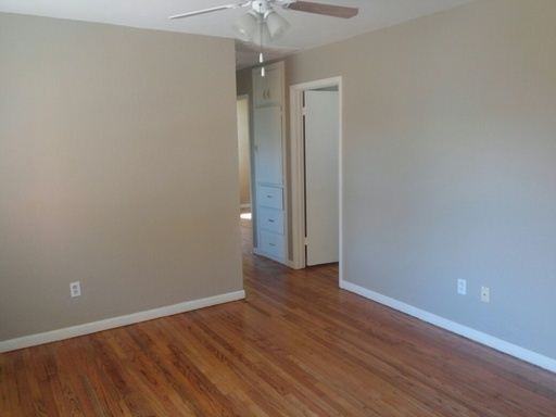 4713 N Sterling Dr - Photo 2 of 9