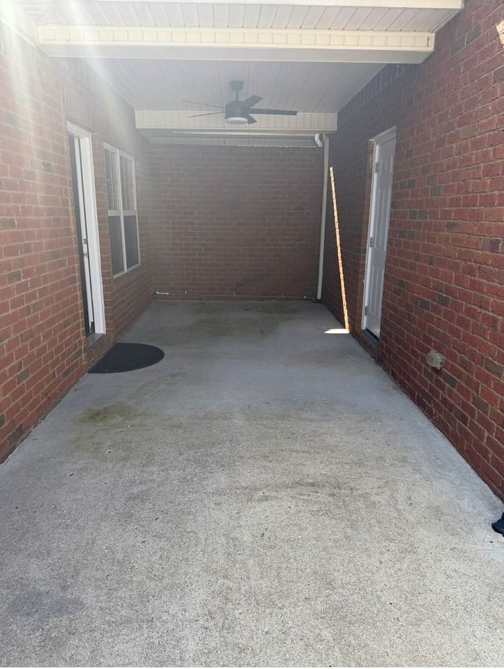 2136 Cason Ln - Photo 7 of 21