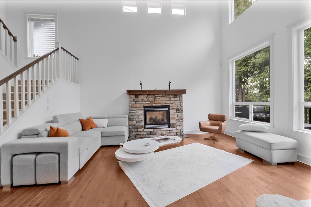 23953 McClure Avenue - Photo 4 of 40