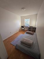 featured image of 1055 Gordon Street