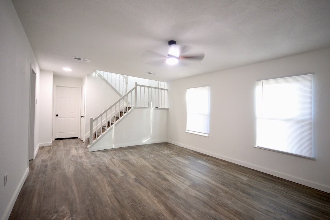 5819 Flax Bourton St #NA - Photo 4 of 29