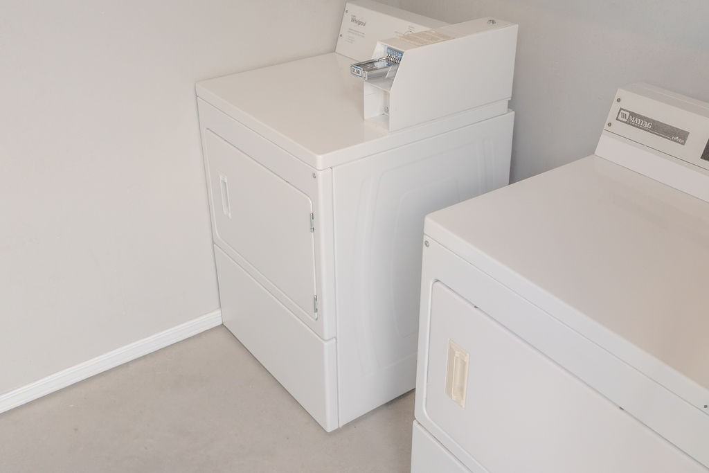 150 Encino Dr #7 - Photo 5 of 23