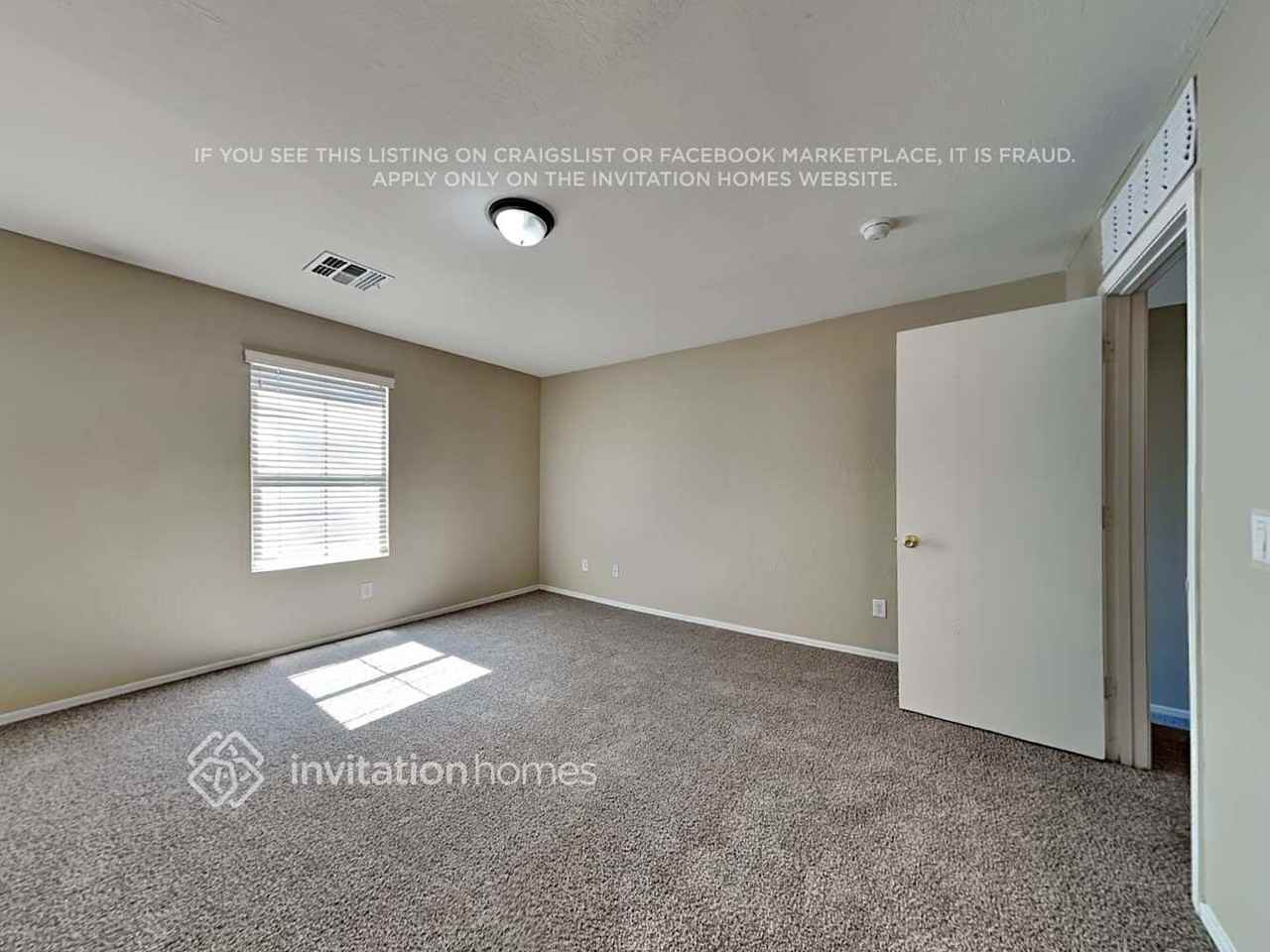 5336 West Illini Street - Photo 4 of 19