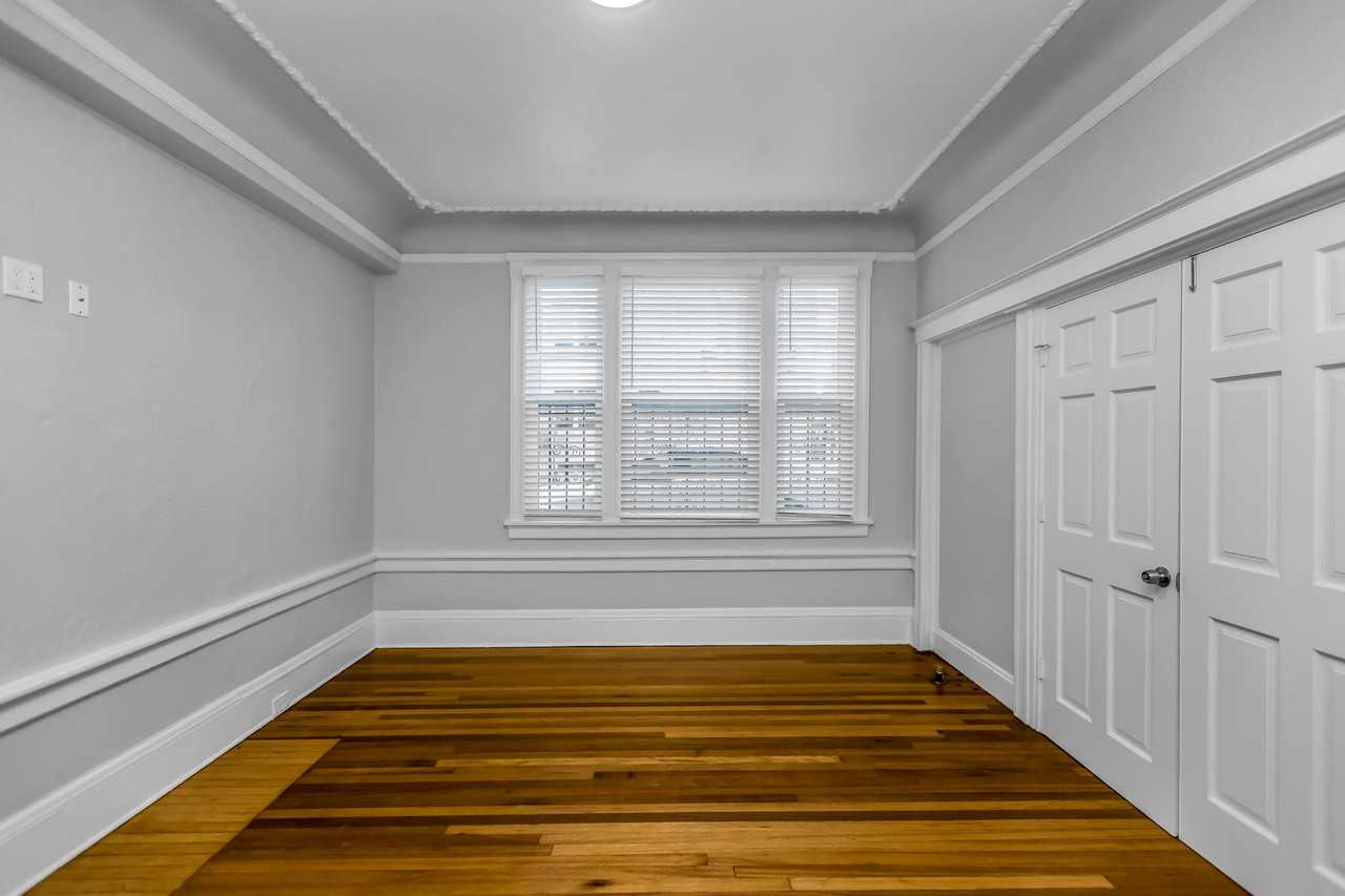 798 Post - Photo 2 of 50