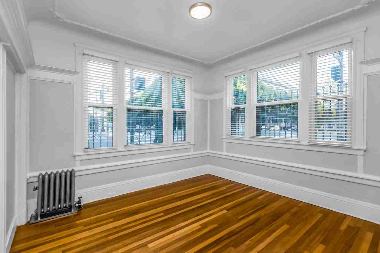 798 Post - Photo 7 of 50