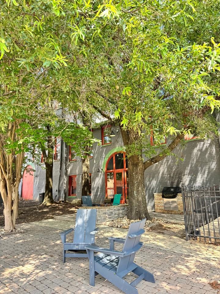 Farmer's Exchange Athens - Photo 4 of 26