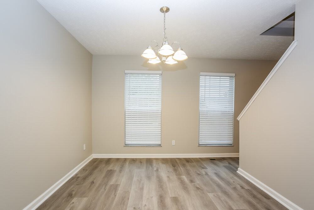 1056 Leclerc Pl - Photo 7 of 18