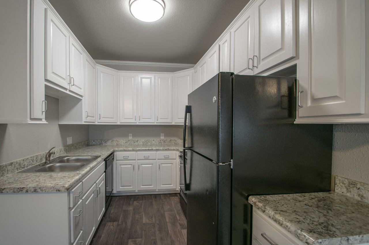 8550 West Spring Valley Road 232 - Photo 3 of 12