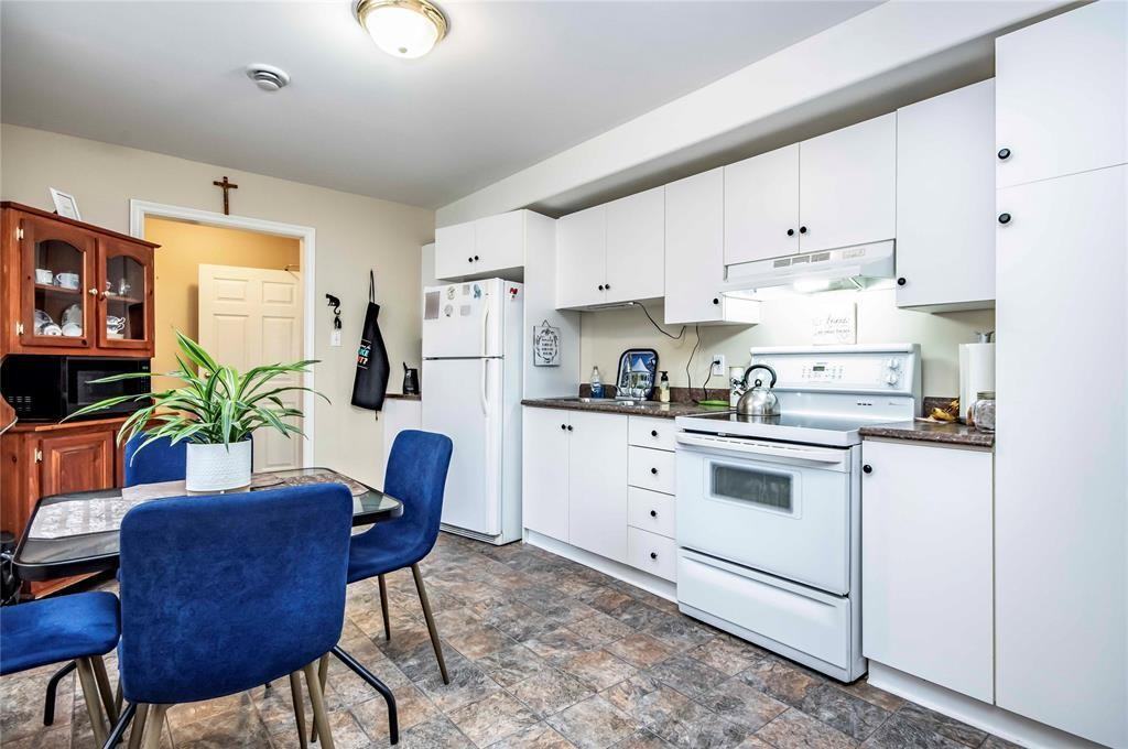 343 Fowlers Rd - Photo 3 of 7