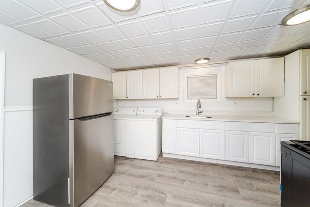 169 Hutton St #1 - Photo 4 of 25