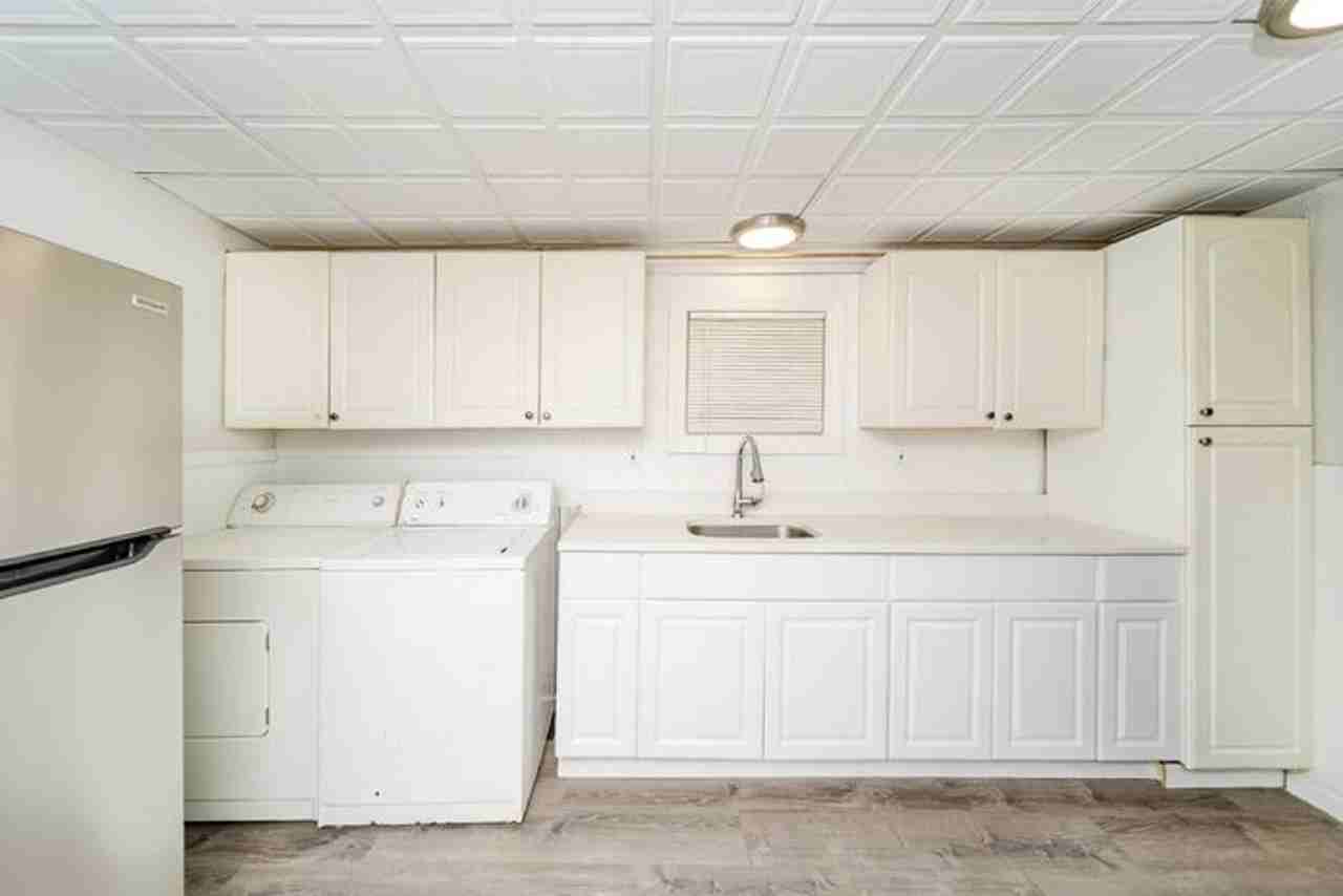 169 Hutton St #1 - Photo 7 of 25