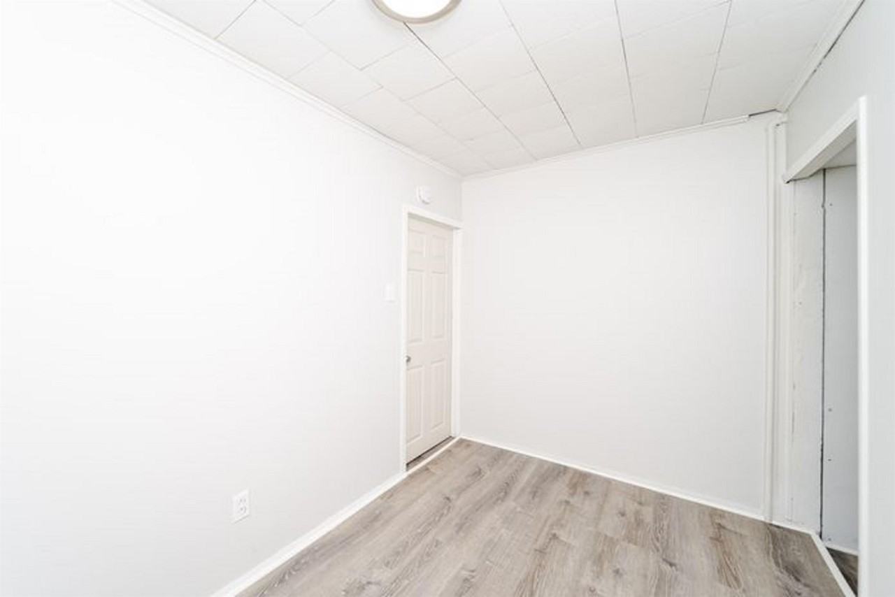 169 Hutton St #1 - Photo 3 of 25