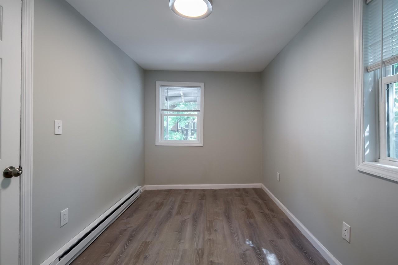 169 Hutton St #2 - Photo 6 of 27