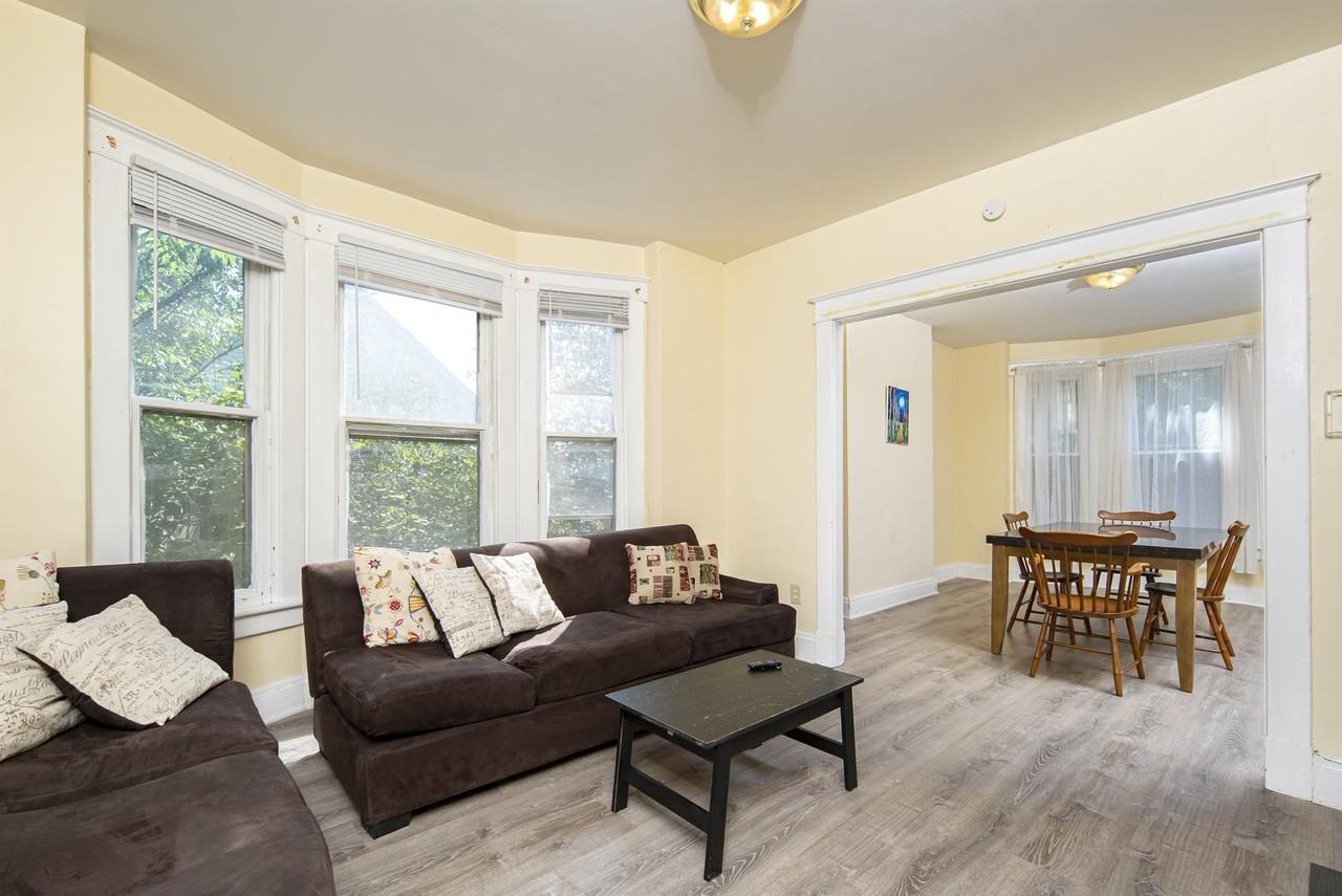 2302 12th St #2 - Photo 4 of 26