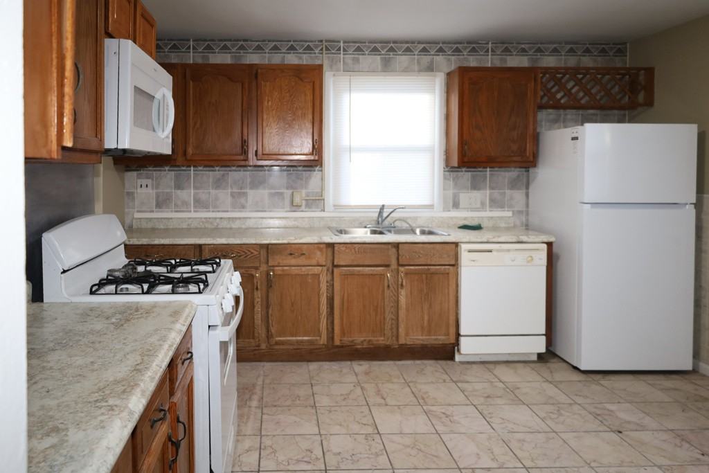 1909 Joanne Ln #A - Photo 4 of 15