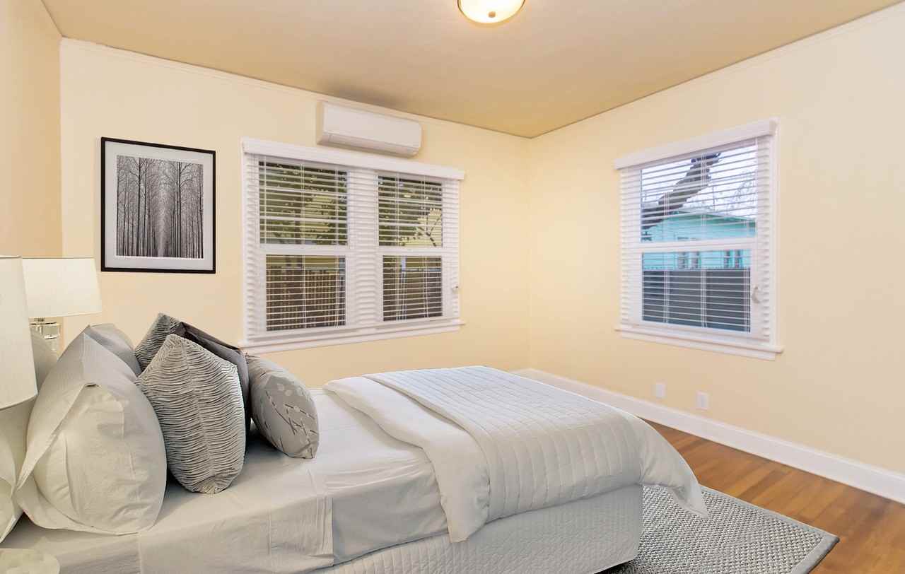 609 1/2 H Street1/2 - Photo 5 of 7