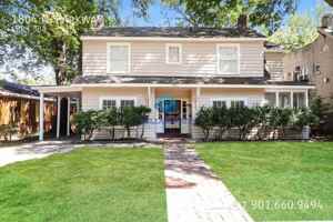 featured image of 1804 N Parkway