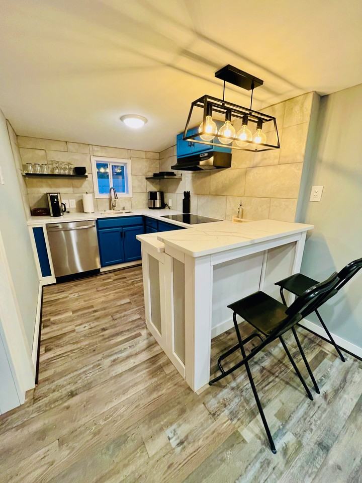 2400 57th Ave - Photo 4 of 15