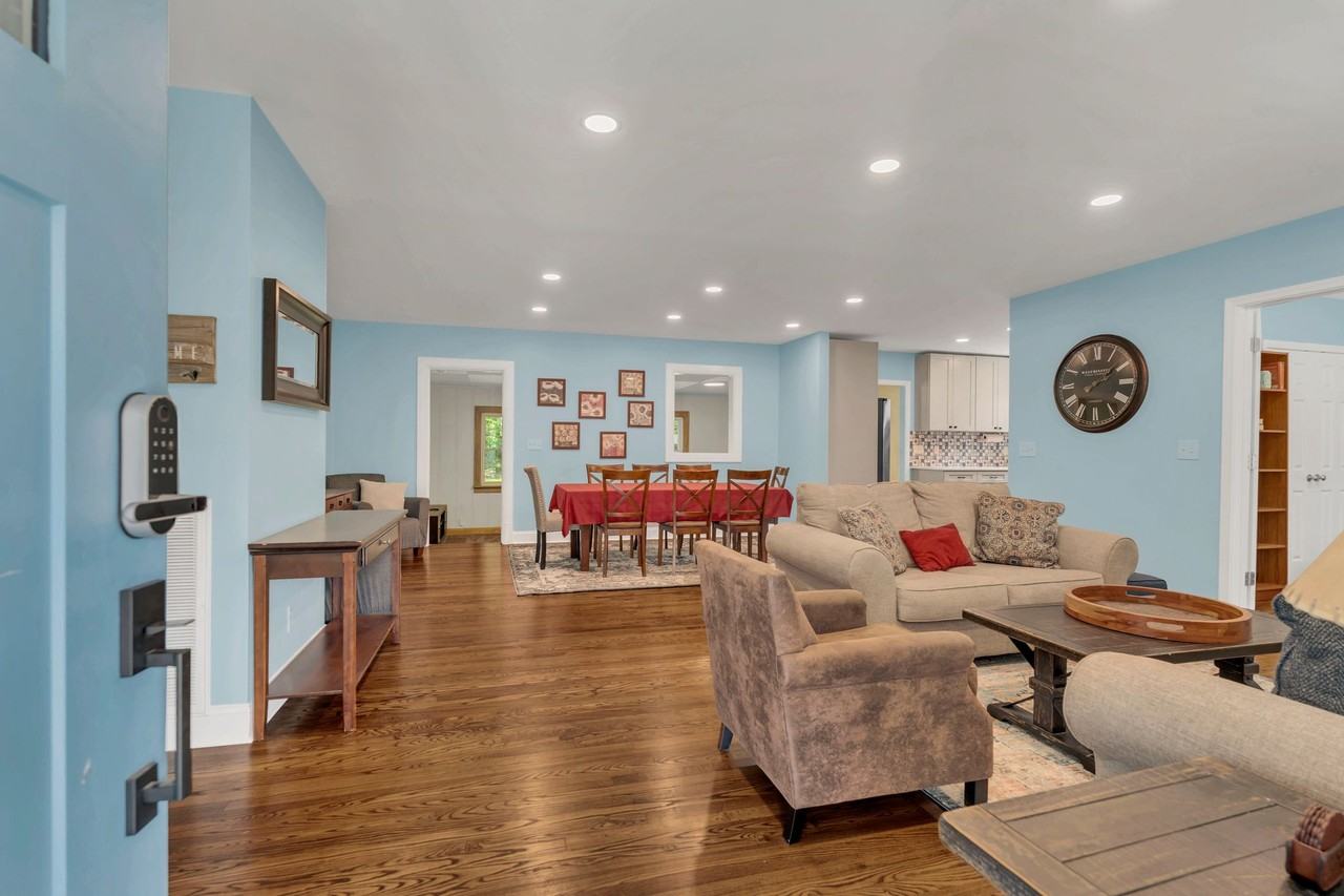 303 1st Ave #NA - Photo 3 of 23