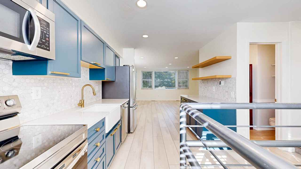 1300 Garfield St - Photo 4 of 34