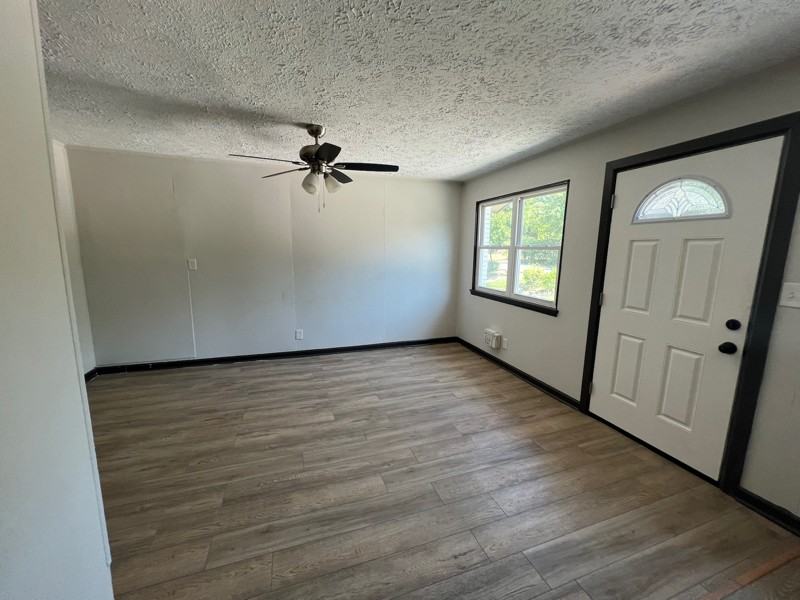 3010 Indiana Ave #A - Photo 5 of 11