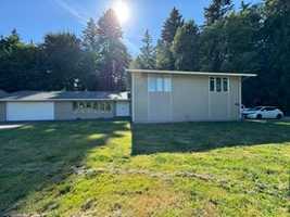 featured image of 24036 Ne 142nd Ave