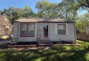 8219 Ward Pkwy - Photo 1 of 1