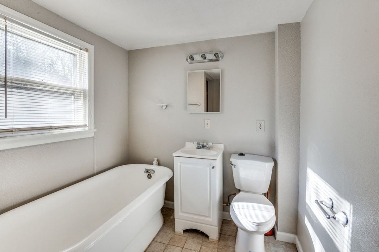 2414 Park Row Ave - Photo 5 of 13