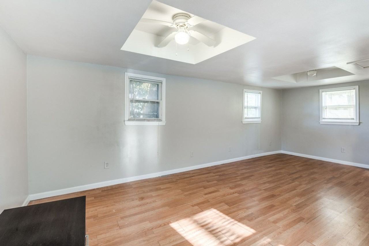 2414 Park Row Ave - Photo 6 of 13