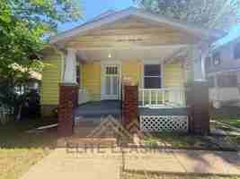 featured image of 1194 Sw Woodward Ave