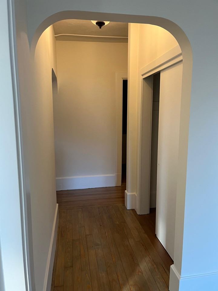 124 Walnut Street - Photo 2 of 11