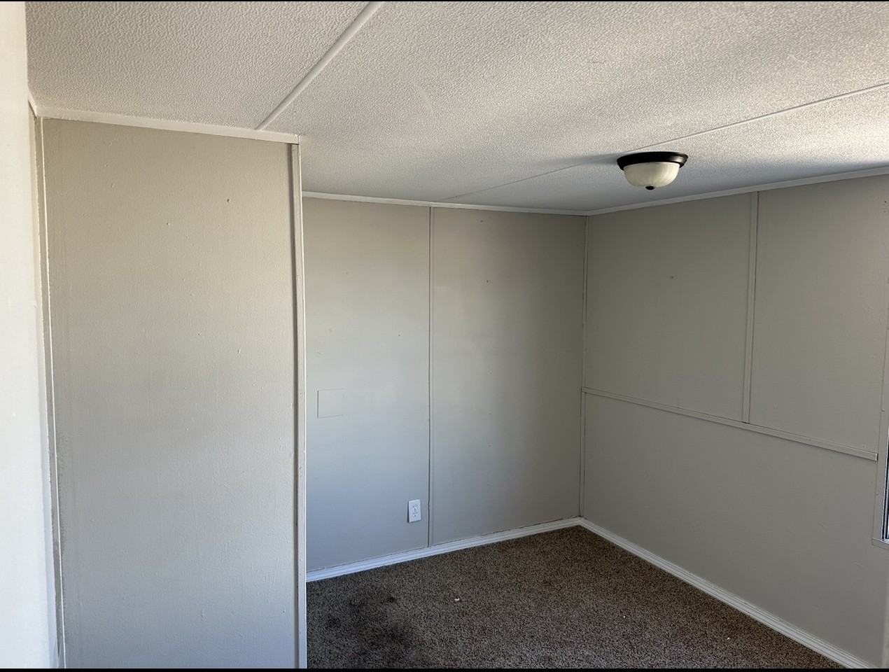446 Loose Creek Highway - Photo 2 of 50
