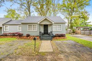 featured image of 2054 Emogene St