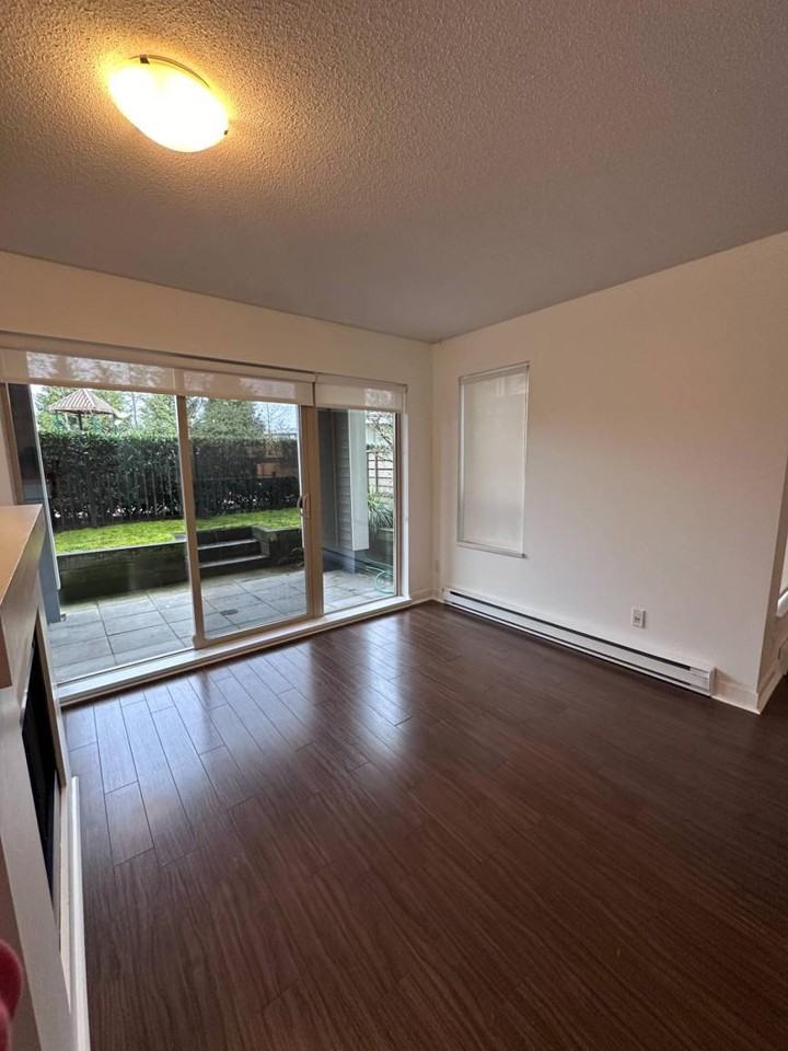 8929 202 Street - Photo 5 of 10