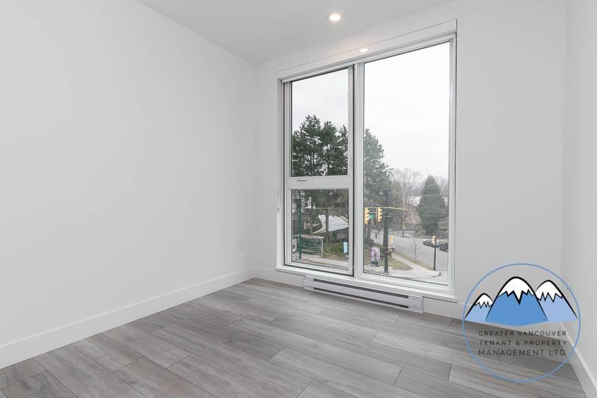 979 East 19th Avenue - Photo 7 of 10