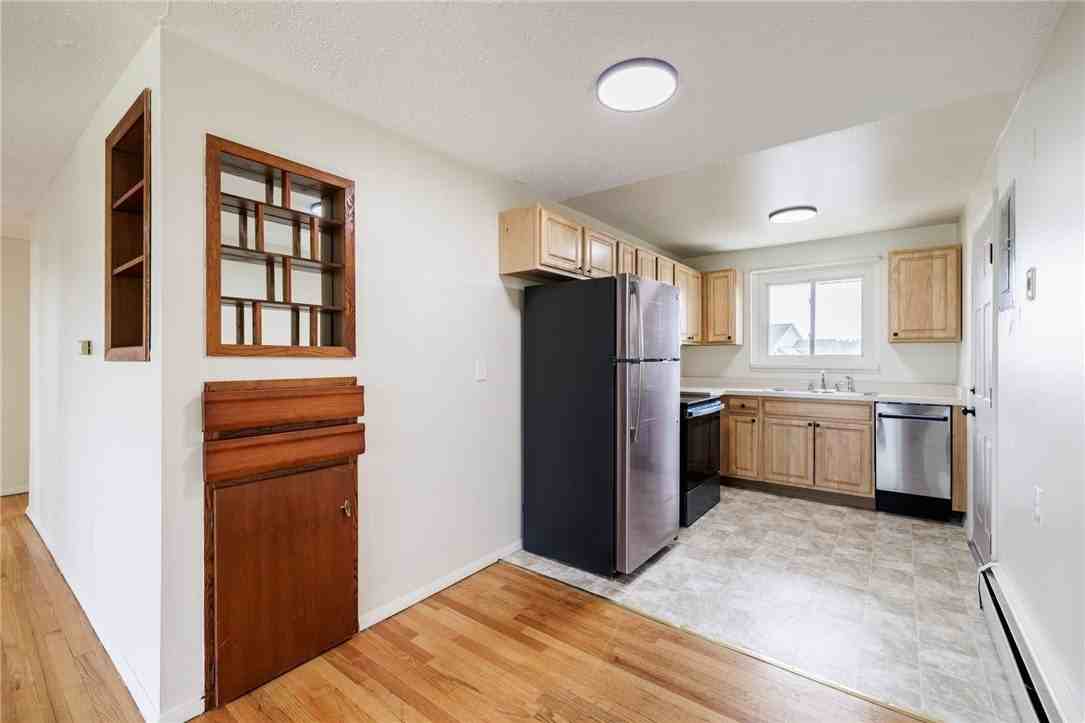 5095 Emerson Rd Apt 5 #5 - Photo 7 of 18