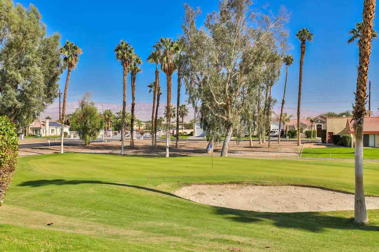 49058 Wayne Street - Photo 2 of 26