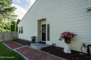 featured image of 18 Jaipur Ln