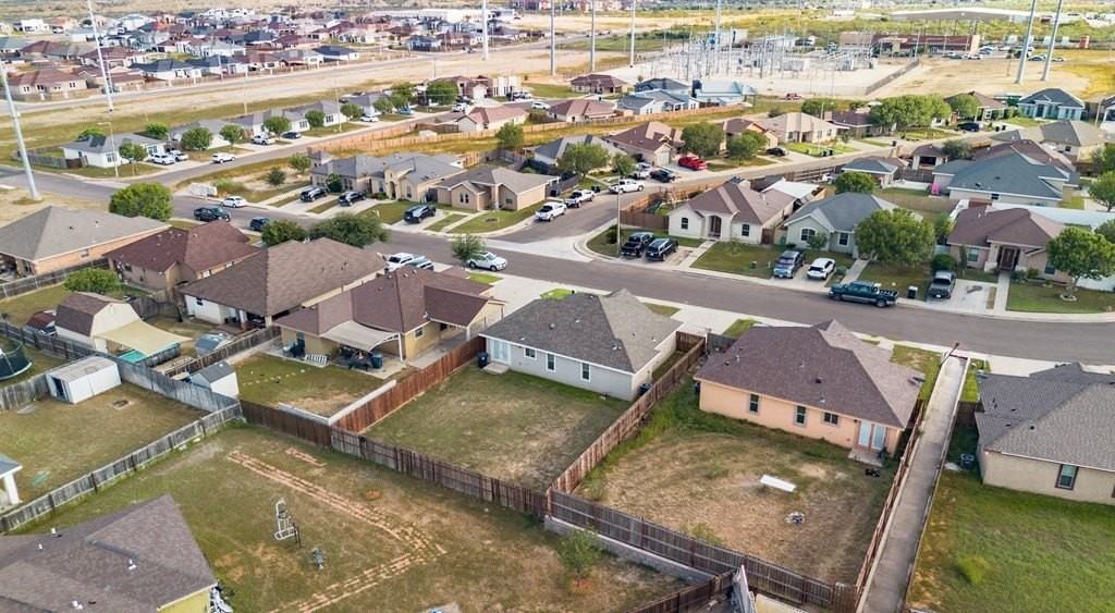 2680 Oak Manor Dr - Photo 5 of 42