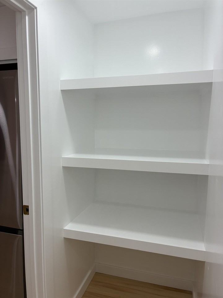 716 11th St #1 - Photo 6 of 37